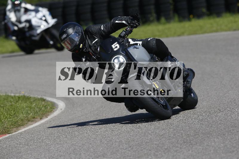 /Archiv-2024/29 12.06.2024 MOTO.CH Track Day ADR/Gruppe gelb/5